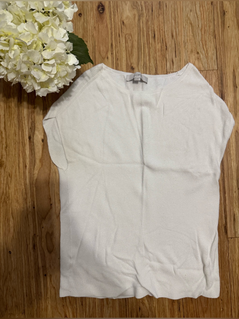 LOFT Knit White Sleeveless Top